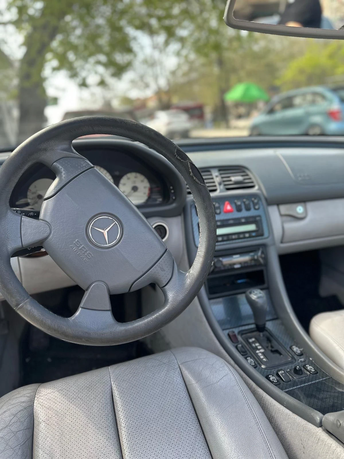 Mercedes-Benz CLK 320i - изображение 8