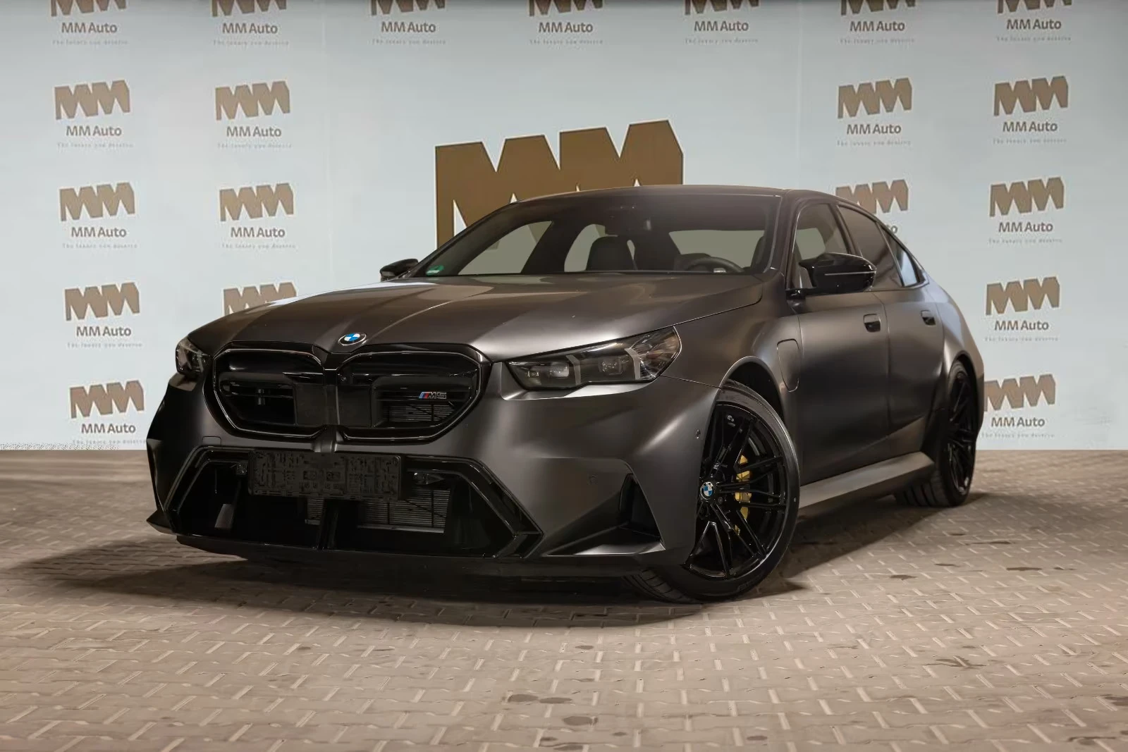 BMW M5 Ceramic* Carbon* M-DriversPack* B&W - изображение 2