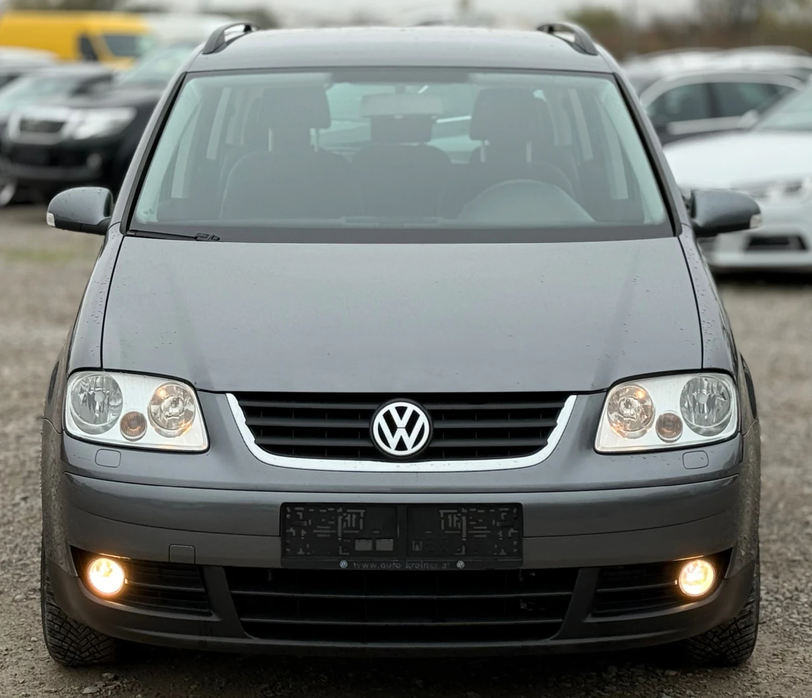 VW Touran 1.9TDi 105к.с * Климатроник*  - изображение 2
