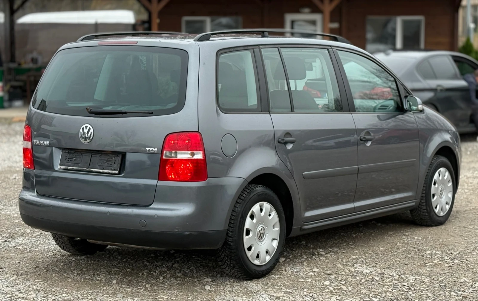 VW Touran 1.9TDi 105к.с * Климатроник*  - изображение 6