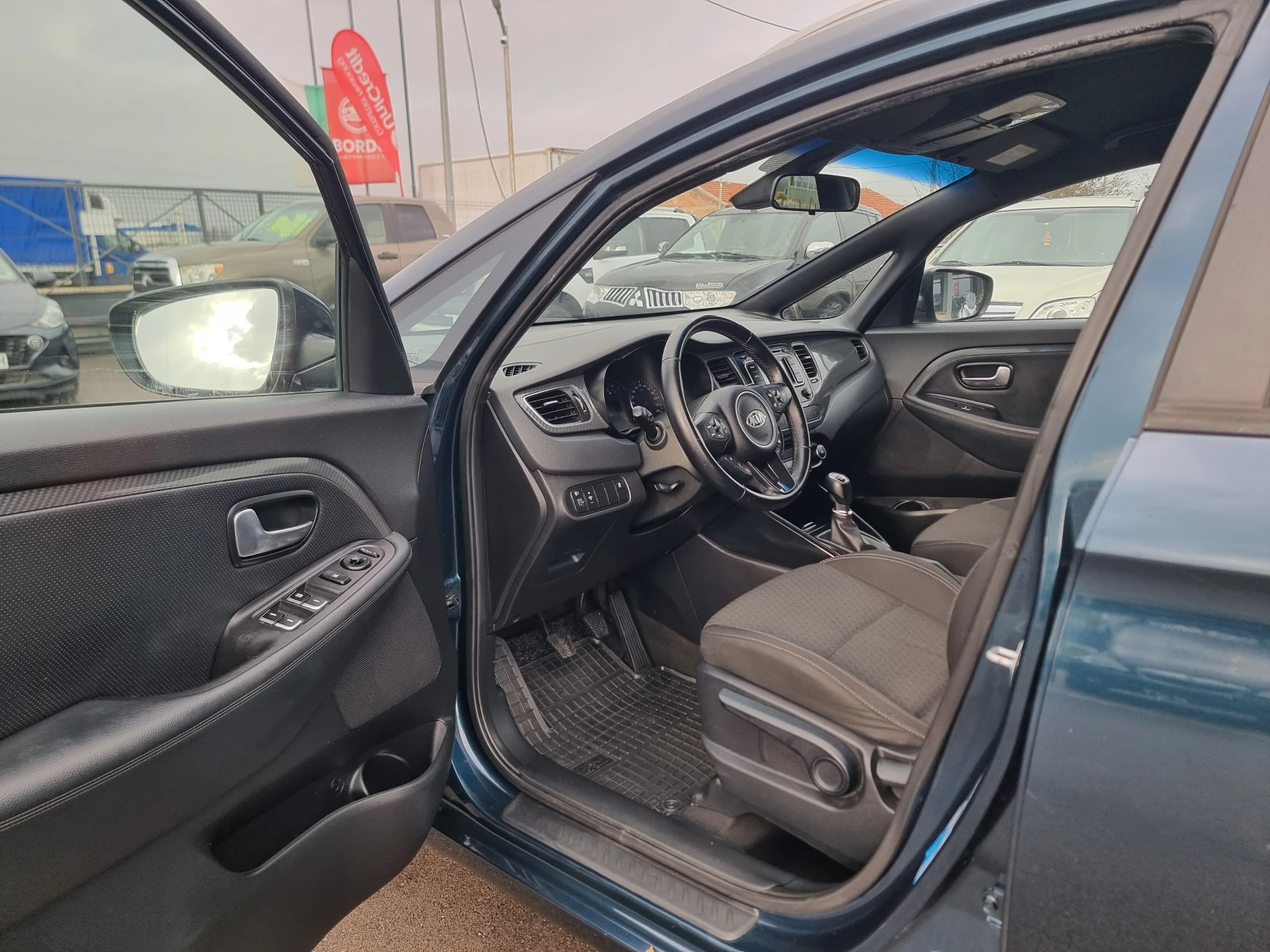 Kia Carens 1.7CRDI FACE - изображение 10