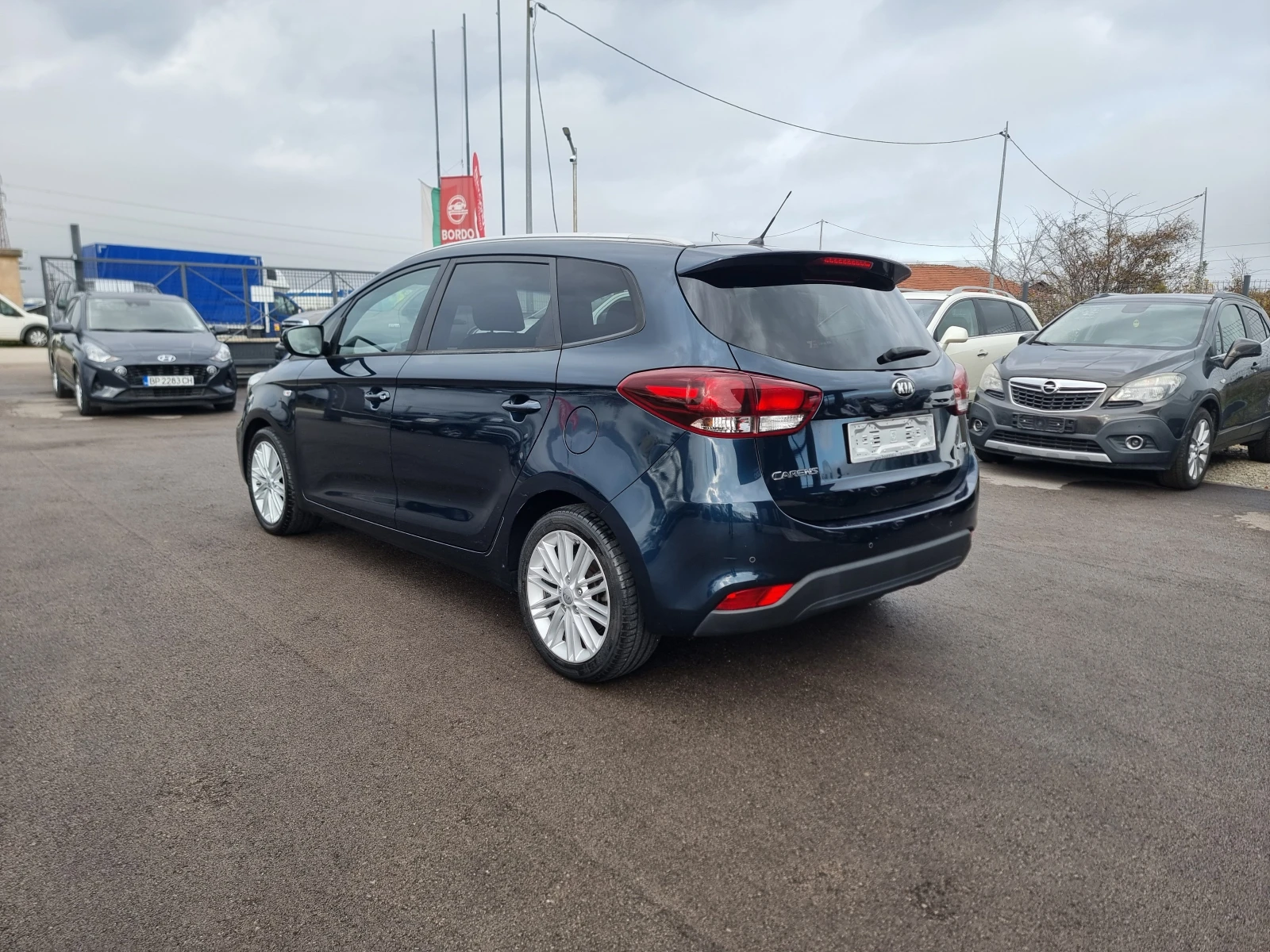 Kia Carens 1.7CRDI FACE - изображение 4