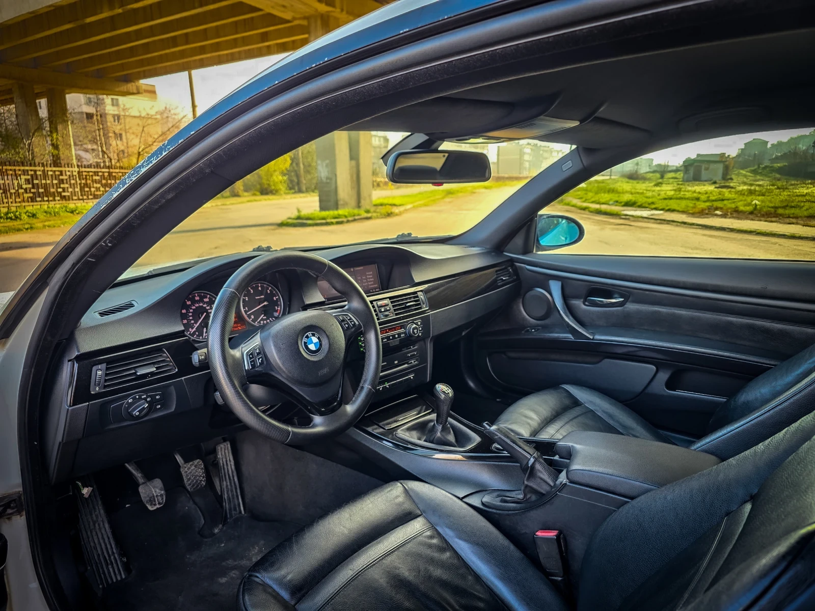 BMW 325 = M-Packet= ГАЗ= КОЖА= NAVI= 6скорости=  - изображение 5