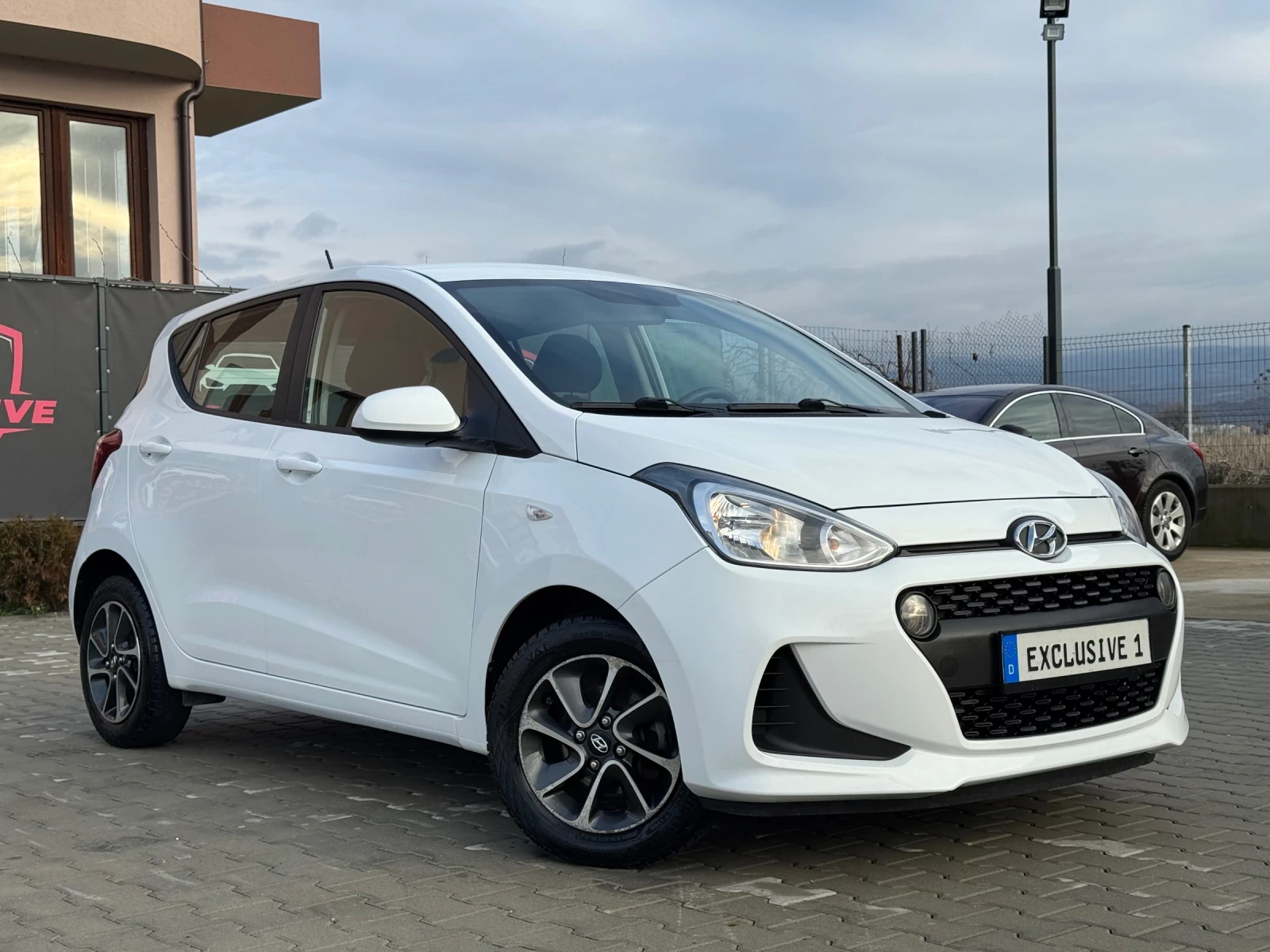 Hyundai I10 NAVI SERVIZ  - изображение 7