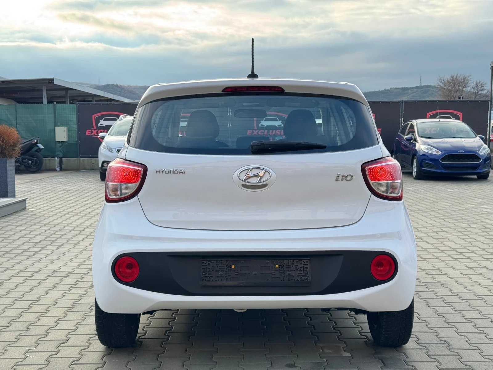 Hyundai I10 NAVI SERVIZ  - изображение 4