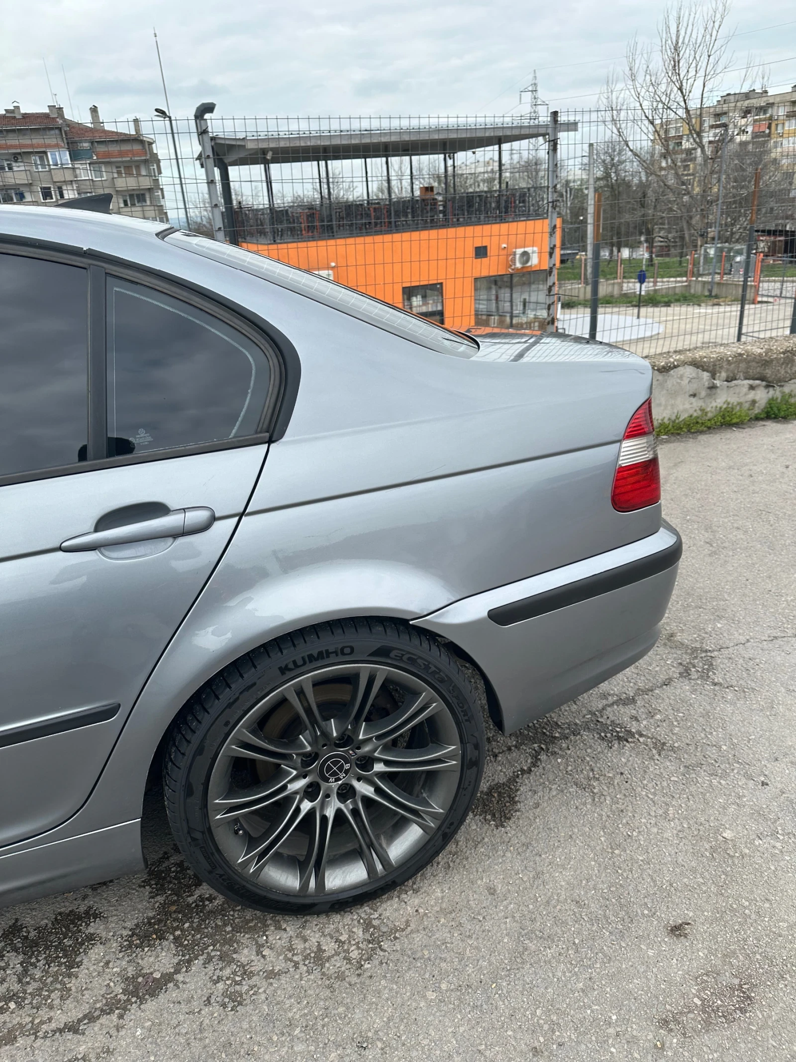 BMW 320, снимка 3 - Автомобили и джипове - 53285621