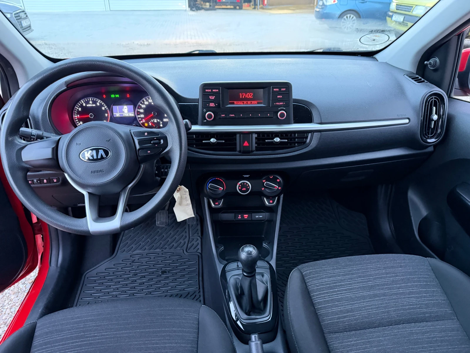 Kia Picanto 1.0MPI/70hp/Service Book/ - изображение 7