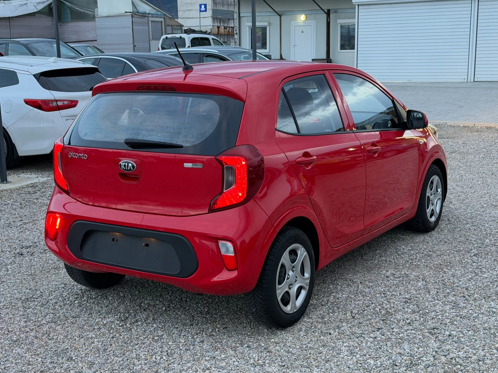 Kia Picanto 1.0MPI/70hp/Service Book/ - изображение 6