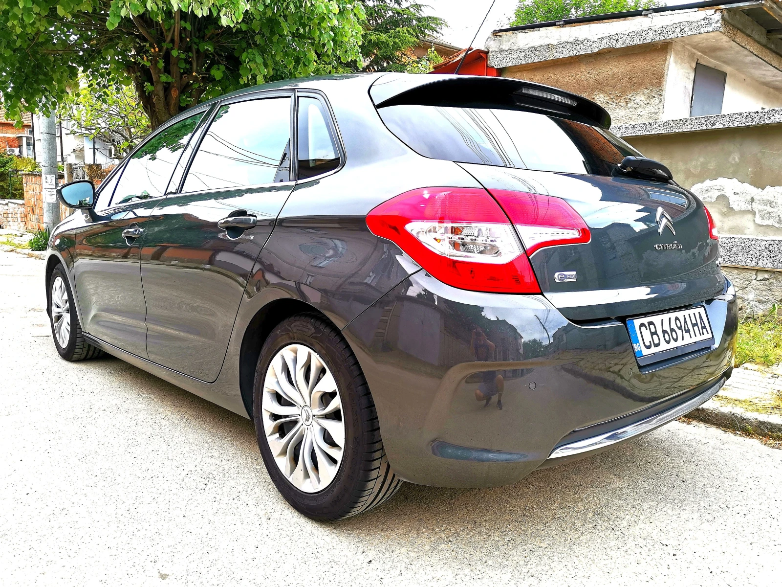 Citroen C4 eHdi, снимка 5 - Автомобили и джипове - 53970987