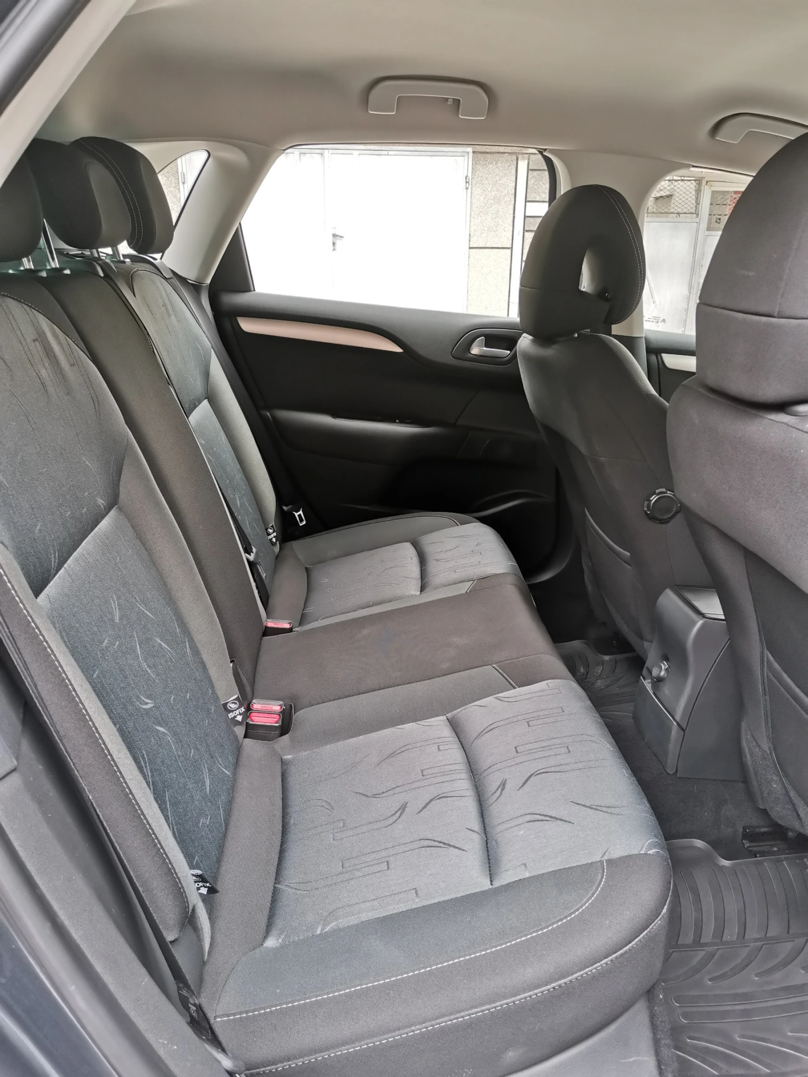 Citroen C4 eHdi, снимка 12 - Автомобили и джипове - 53970987