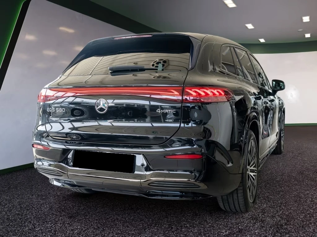 Mercedes-Benz EQS 580 AMG/SUV/4M/HYPERSCREEN/CARBON/BURM/PANO/TV/, снимка 2 - Автомобили и джипове - 53996333