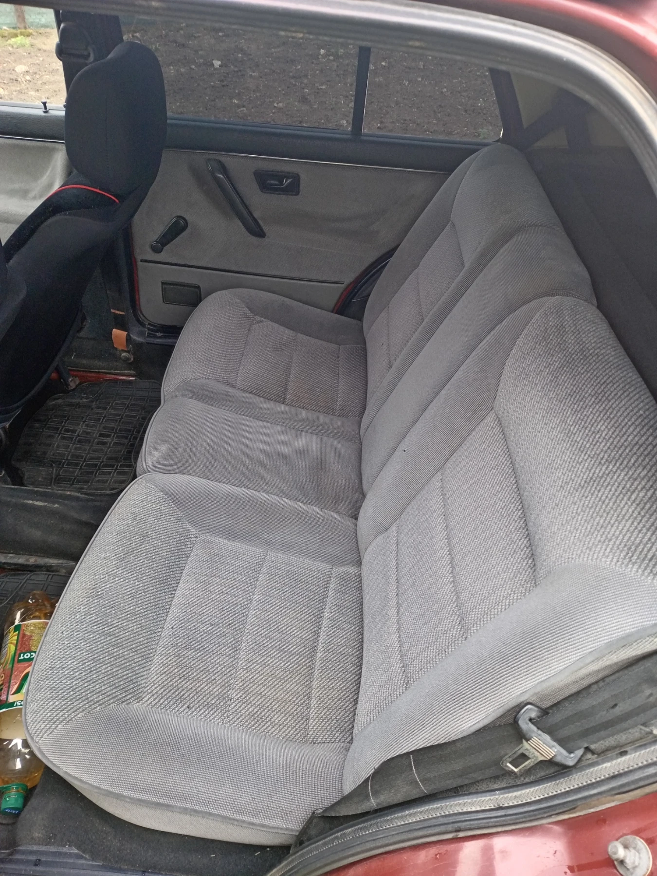 VW Golf 1.6d, снимка 3 - Автомобили и джипове - 54152453