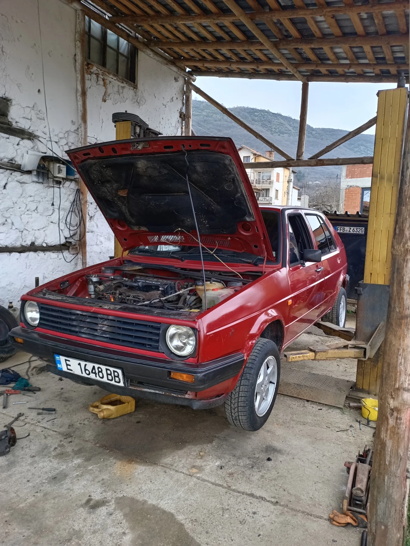 VW Golf 1.6d, снимка 7 - Автомобили и джипове - 54152453