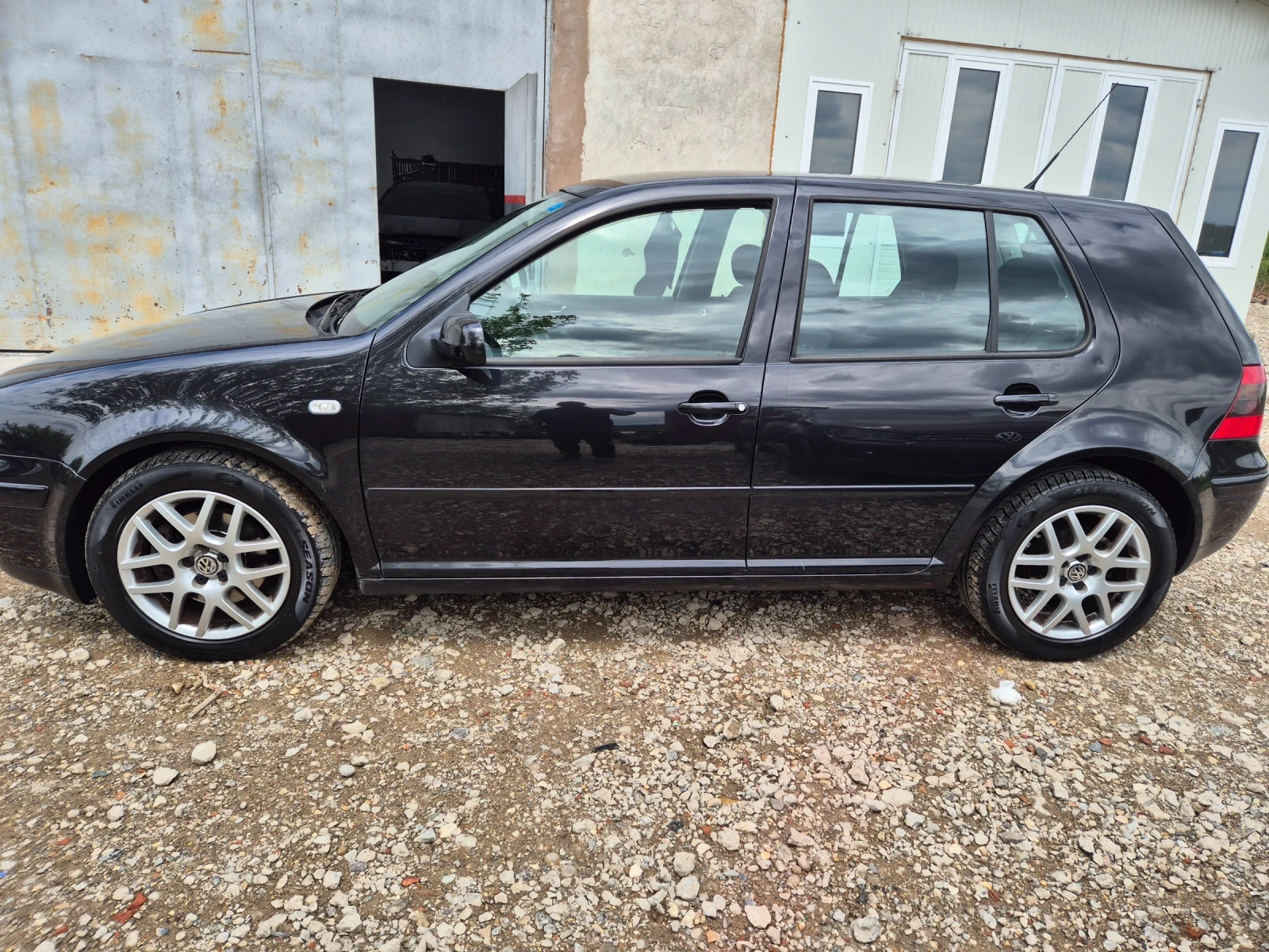 VW Golf 1.9TDI 4MOTION, снимка 9 - Автомобили и джипове - 54598436