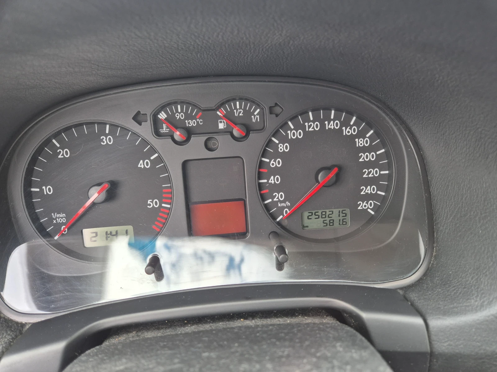 VW Golf 1.9TDI 4MOTION, снимка 8 - Автомобили и джипове - 54598436