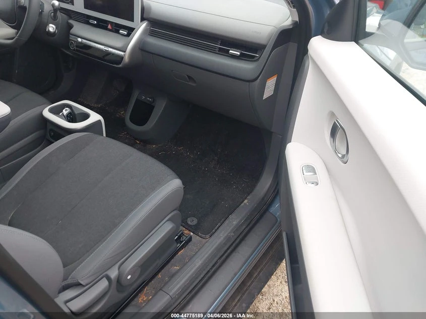 Hyundai Ioniq 5 Se Standard Range, снимка 5 - Автомобили и джипове - 54668016