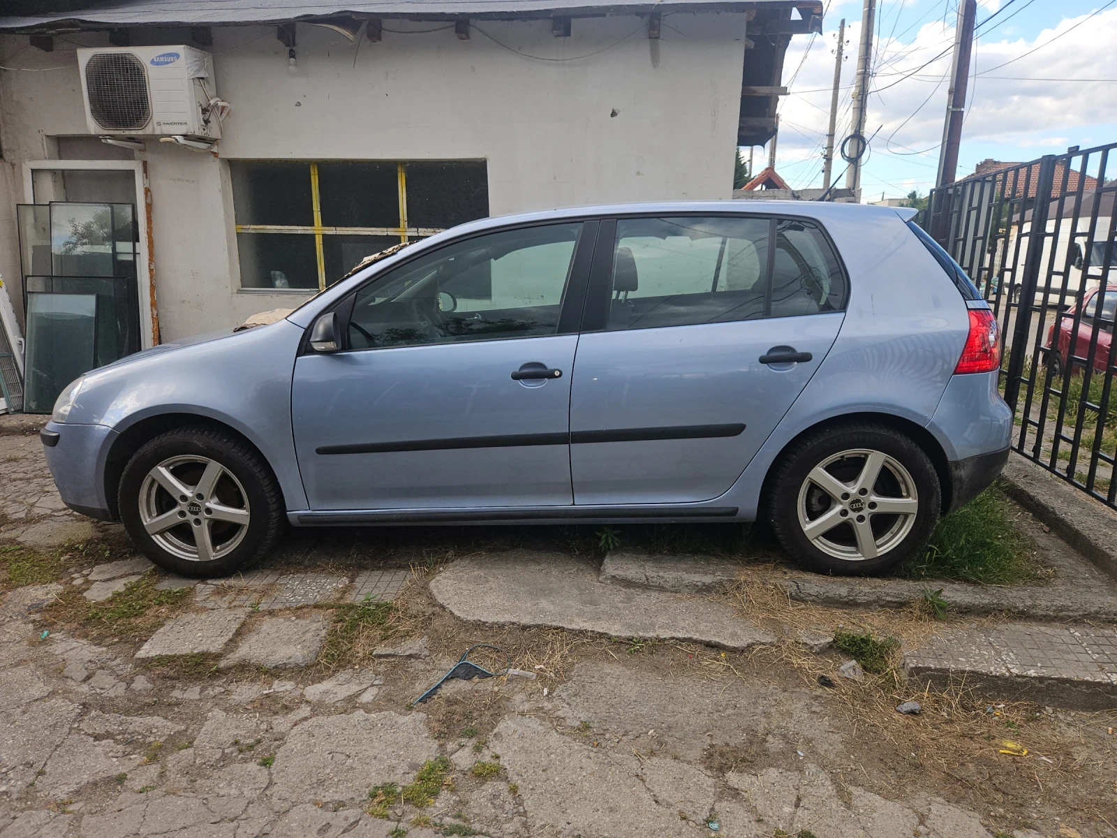 VW Golf 5, снимка 5 - Автомобили и джипове - 54932134