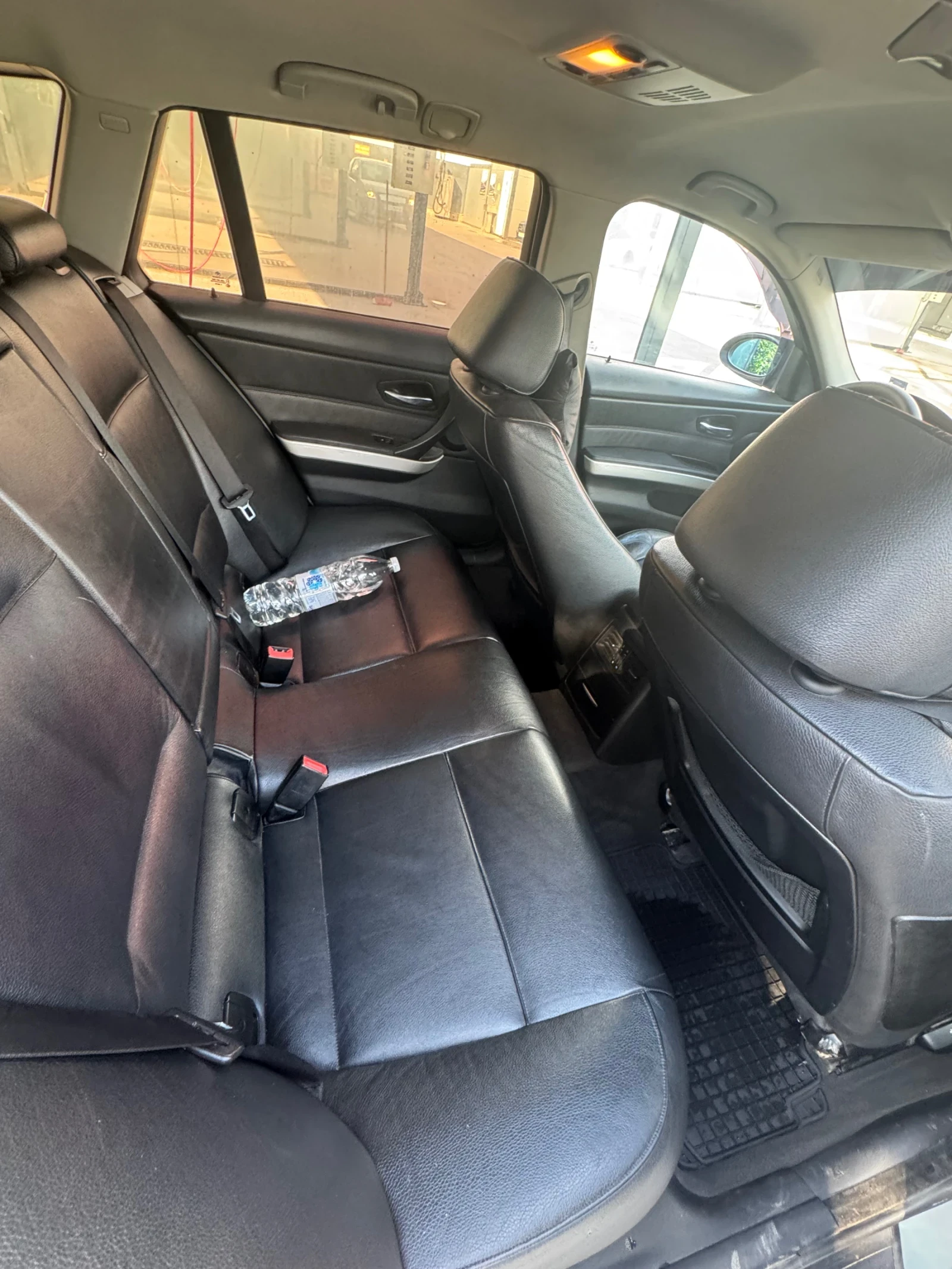 BMW 320, снимка 7 - Автомобили и джипове - 55039248