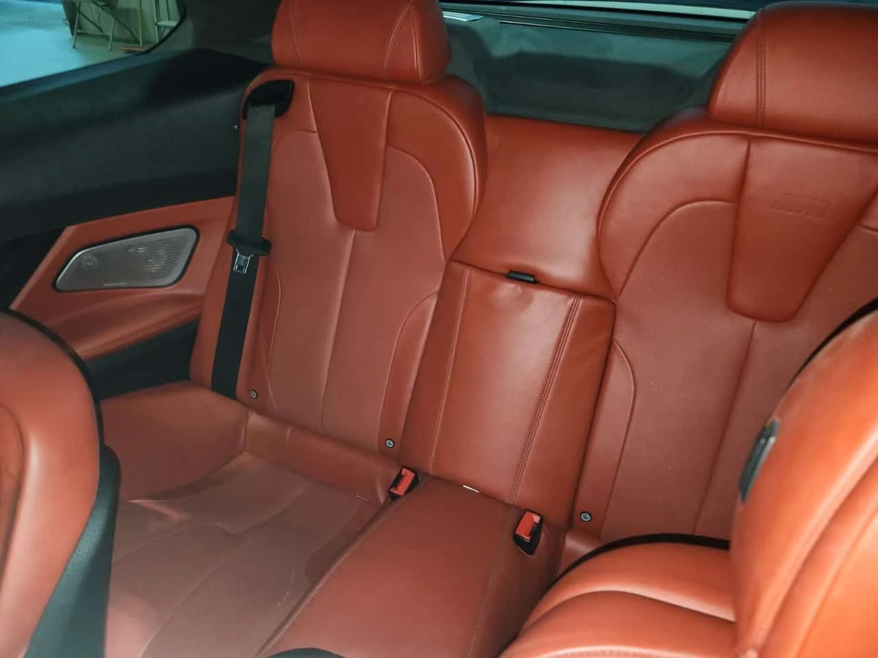 BMW M6  CARFAX/Bang & Olufsen/ПАМЕТ/ПОДГРЕВ/ЛЕНТИ, снимка 12 - Автомобили и джипове - 55270472
