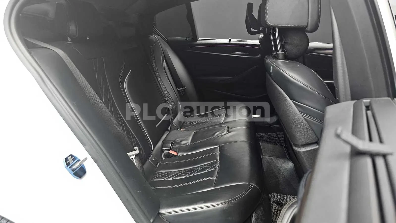BMW 530 XDRIVE M SPORT + HEAD UP/360/PANO/FULL, снимка 10 - Автомобили и джипове - 55282145