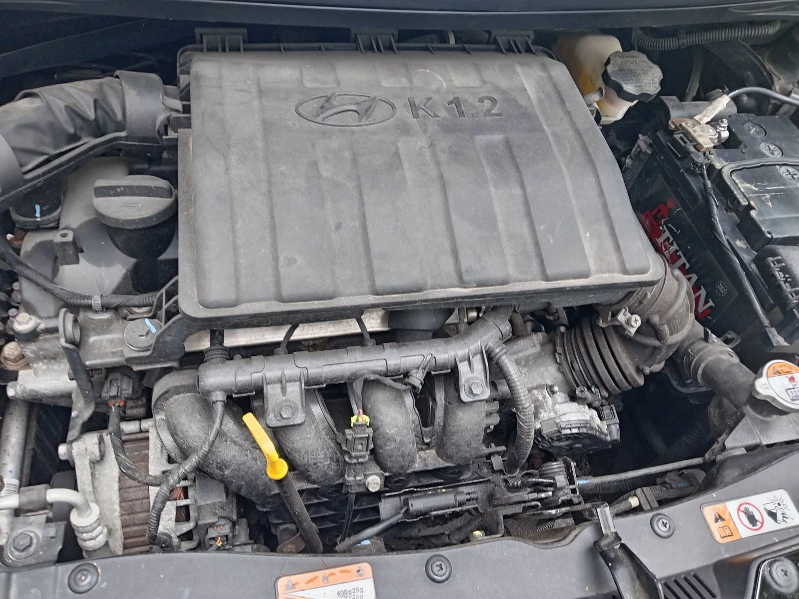 Hyundai I10 !!!1.2benzin !!! 4 cilindara !!!, снимка 15 - Автомобили и джипове - 55373903