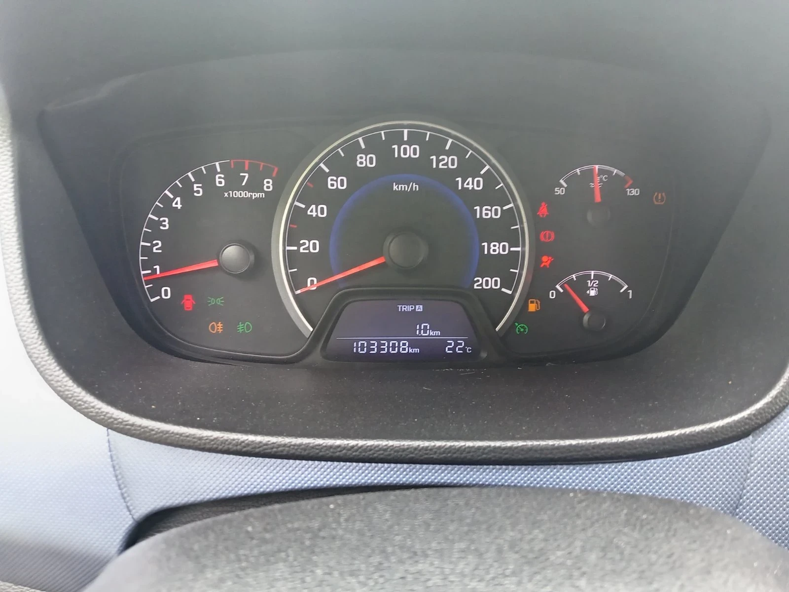 Hyundai I10 !!!1.2benzin !!! 4 cilindara !!!, снимка 9 - Автомобили и джипове - 55373903