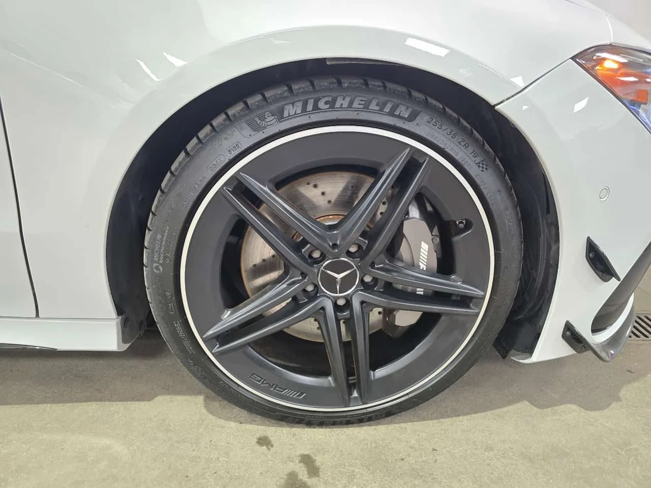 Mercedes-Benz CLA * AMG * CARFAX * ЦЕНА ДО БГ, снимка 10 - Автомобили и джипове - 55608151