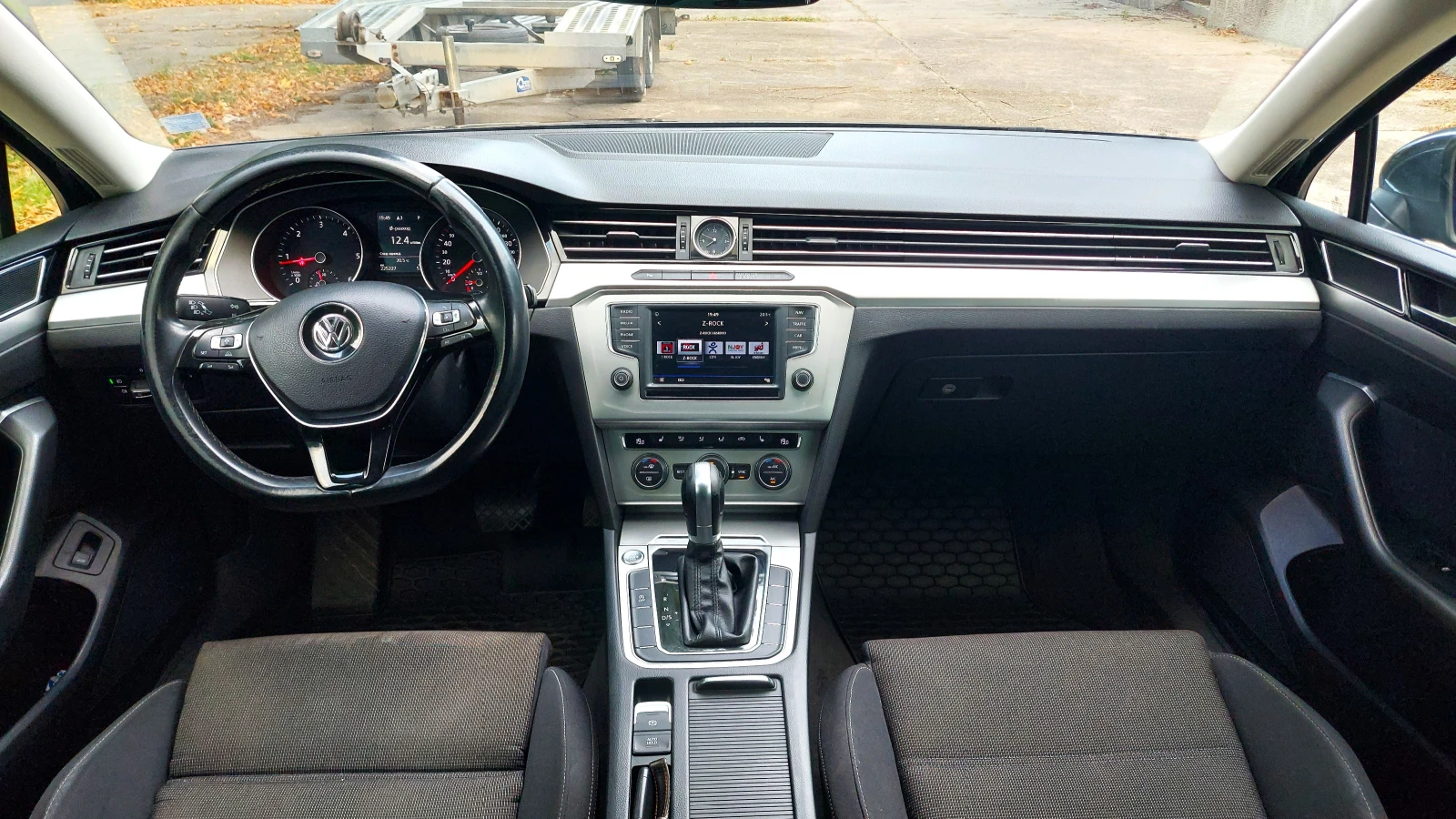 VW Passat 2.0, 150кс, DSG 6, Comfortline, снимка 11 - Автомобили и джипове - 55706718