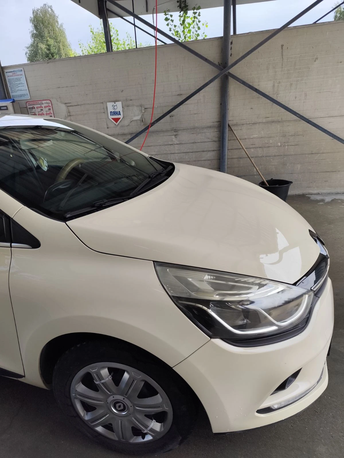 Renault Clio, снимка 4 - Автомобили и джипове - 56061376
