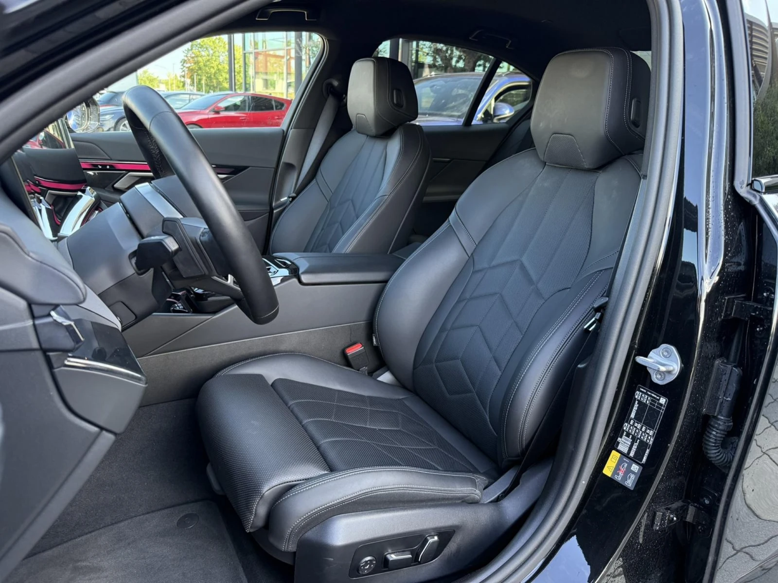 BMW i5 eDrive40 Leather Navi LED HeadUp | Mobile.bg � ����������� 5