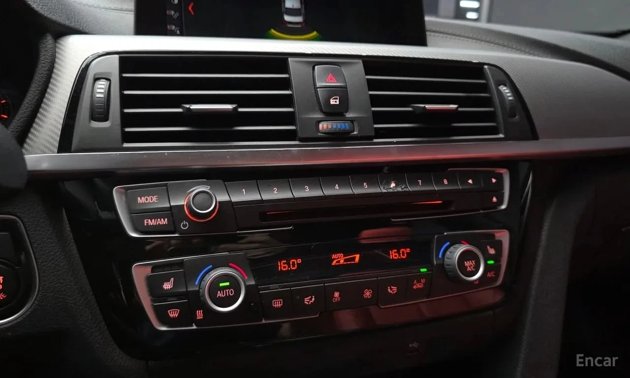 BMW 330 * 330i M Sport Shadow * , снимка 16 - Автомобили и джипове - 56734607