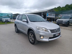 Toyota Rav4 2.0i-158кс-ШВЕЙЦАРИЯ-РЪЧКА-6ск-4Х4-FACELIFT-KEYLES, снимка 2
