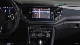 VW T-Roc 2.0TDI* PRESTIGE* КОЖА* ПОДГРЕВ* ПАНОРАМА* КАМЕРА*, снимка 12