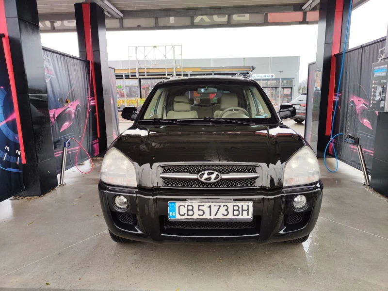 Hyundai Tucson, снимка 1 - Автомобили и джипове - 48510251