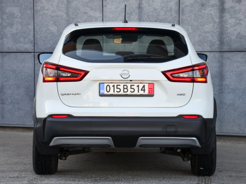 Nissan Qashqai 2.0 I 141 PS, снимка 6 - Автомобили и джипове - 49409778