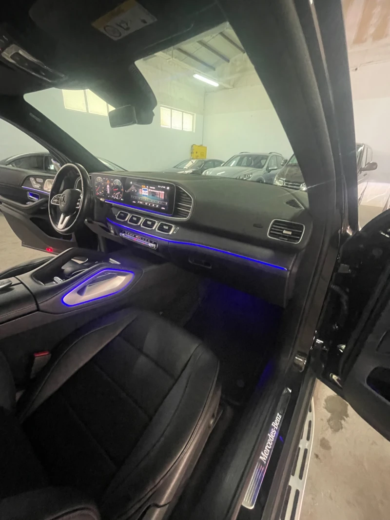 Mercedes-Benz GLE 400 AMG 6.3face/Дистр/панор/360/тегл/обдух/FULL!!!, снимка 13 - Автомобили и джипове - 51434579