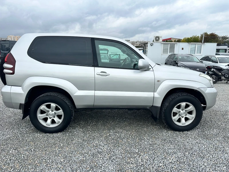 Toyota Land cruiser 3.0, снимка 4 - Автомобили и джипове - 52098795