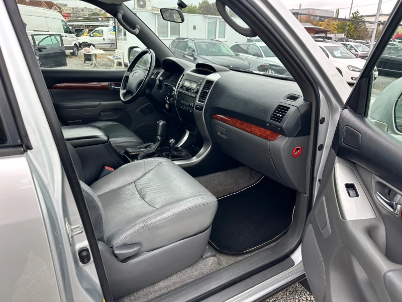 Toyota Land cruiser 3.0, снимка 10 - Автомобили и джипове - 52098795