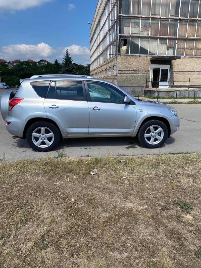 Toyota Rav4 Keyless/start stop, снимка 3 - Автомобили и джипове - 52574952