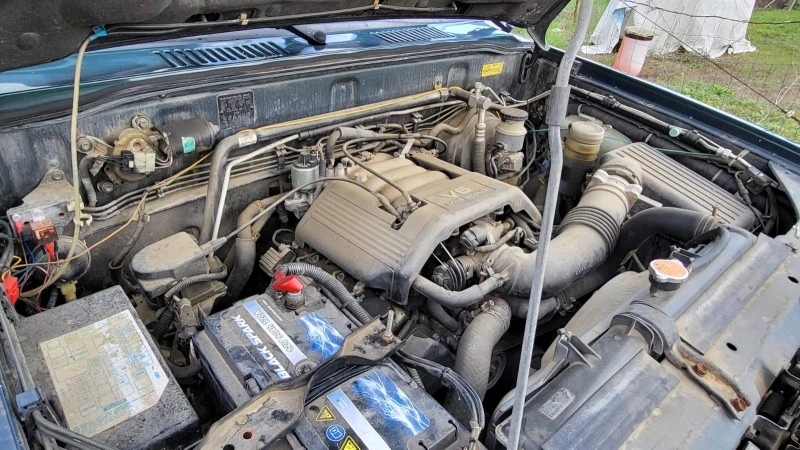 Isuzu Trooper, снимка 11 - Автомобили и джипове - 52708158