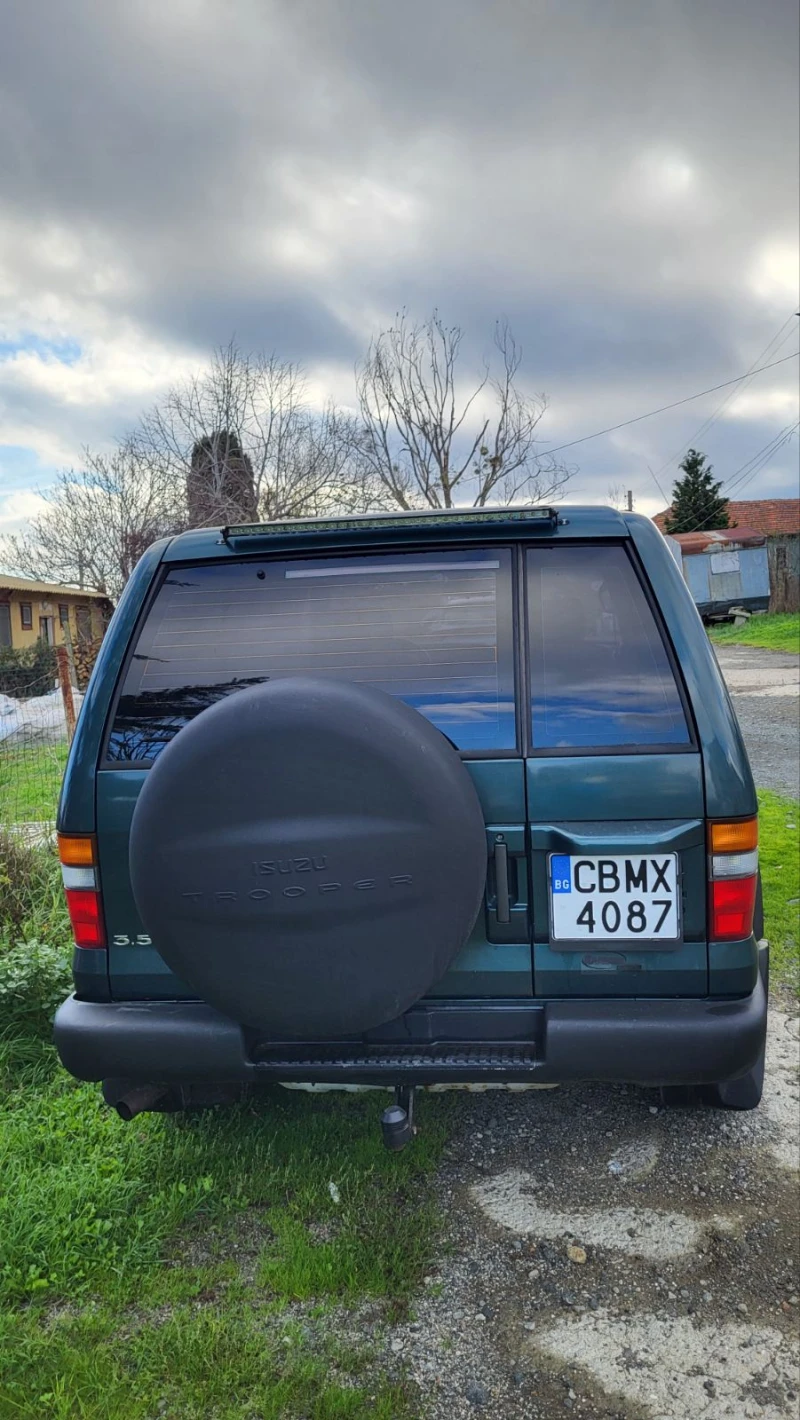 Isuzu Trooper, снимка 8 - Автомобили и джипове - 52708158