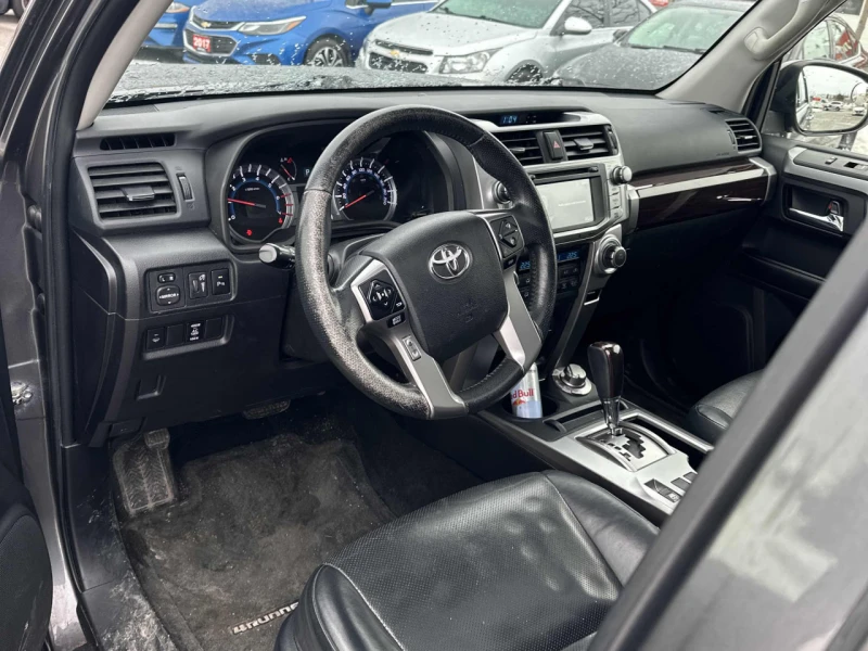 Toyota 4runner CARFAX* АВТОФИНАНСИРАНЕ* БЕЗ ПЪРВОНАЧАЛНА ВНОСКА* , снимка 5 - Автомобили и джипове - 52853823