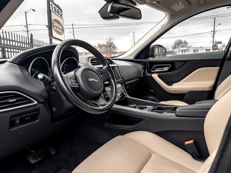 Jaguar F-PACE 20d Premium * CARFAX * АвтоКредит * (ЦЕНА ДО БГ), снимка 6 - Автомобили и джипове - 53205549