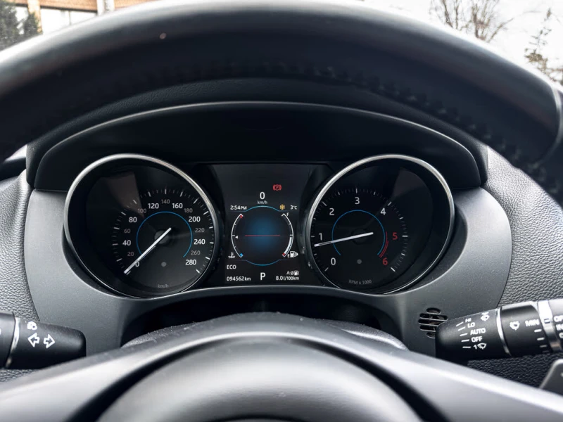 Jaguar F-PACE 20d Premium * CARFAX * АвтоКредит * (ЦЕНА ДО БГ), снимка 15 - Автомобили и джипове - 53205549