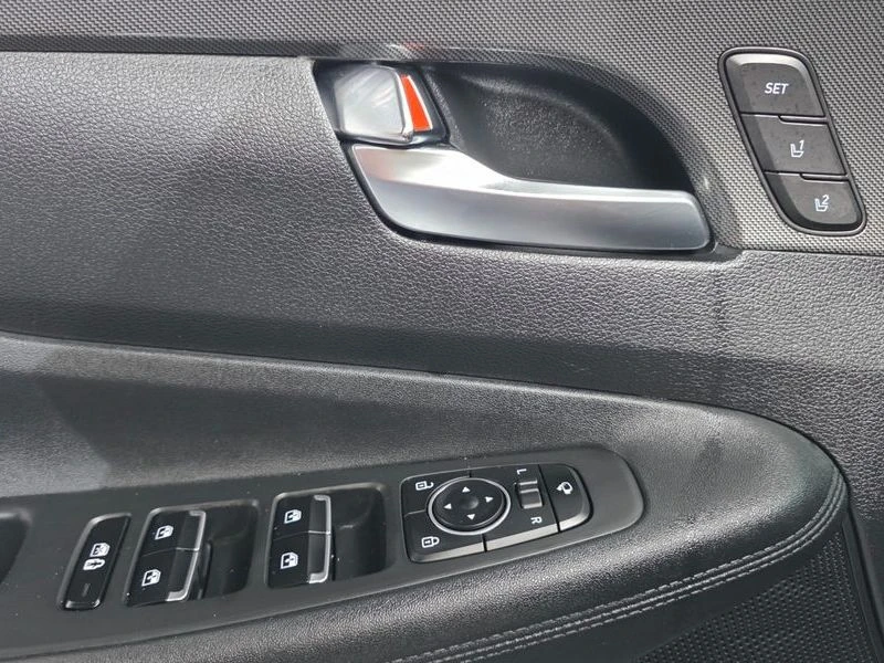 Hyundai Santa fe HEV 1.6 4WD| 230к.с.| ВКЛ.ТЕХНОТЕСТ, снимка 13 - Автомобили и джипове - 55384952