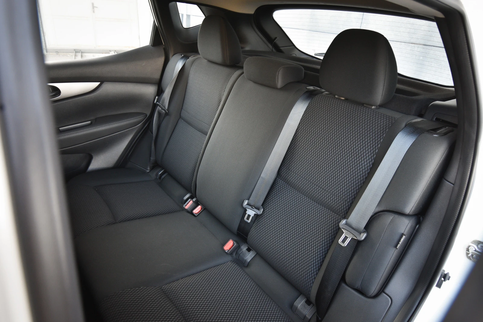 Nissan Qashqai 2.0 I 141 PS  | Mobile.bg   17