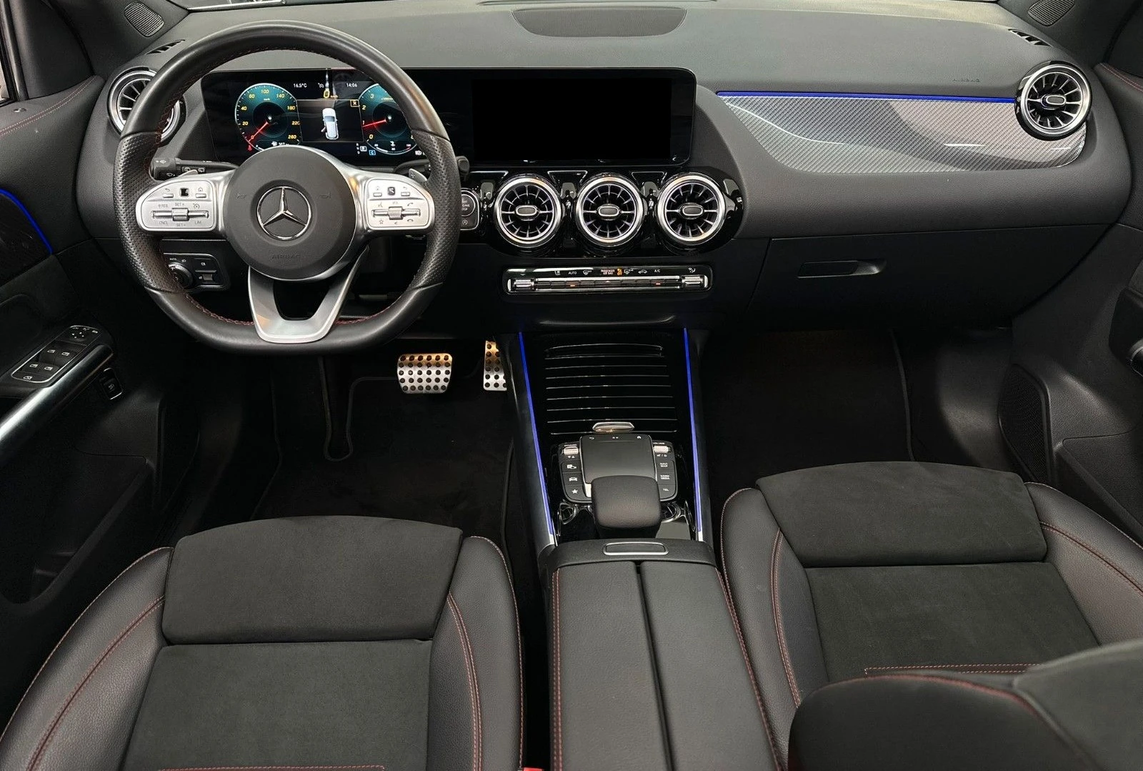 Mercedes-Benz GLA 200 AMG Line - изображение 9