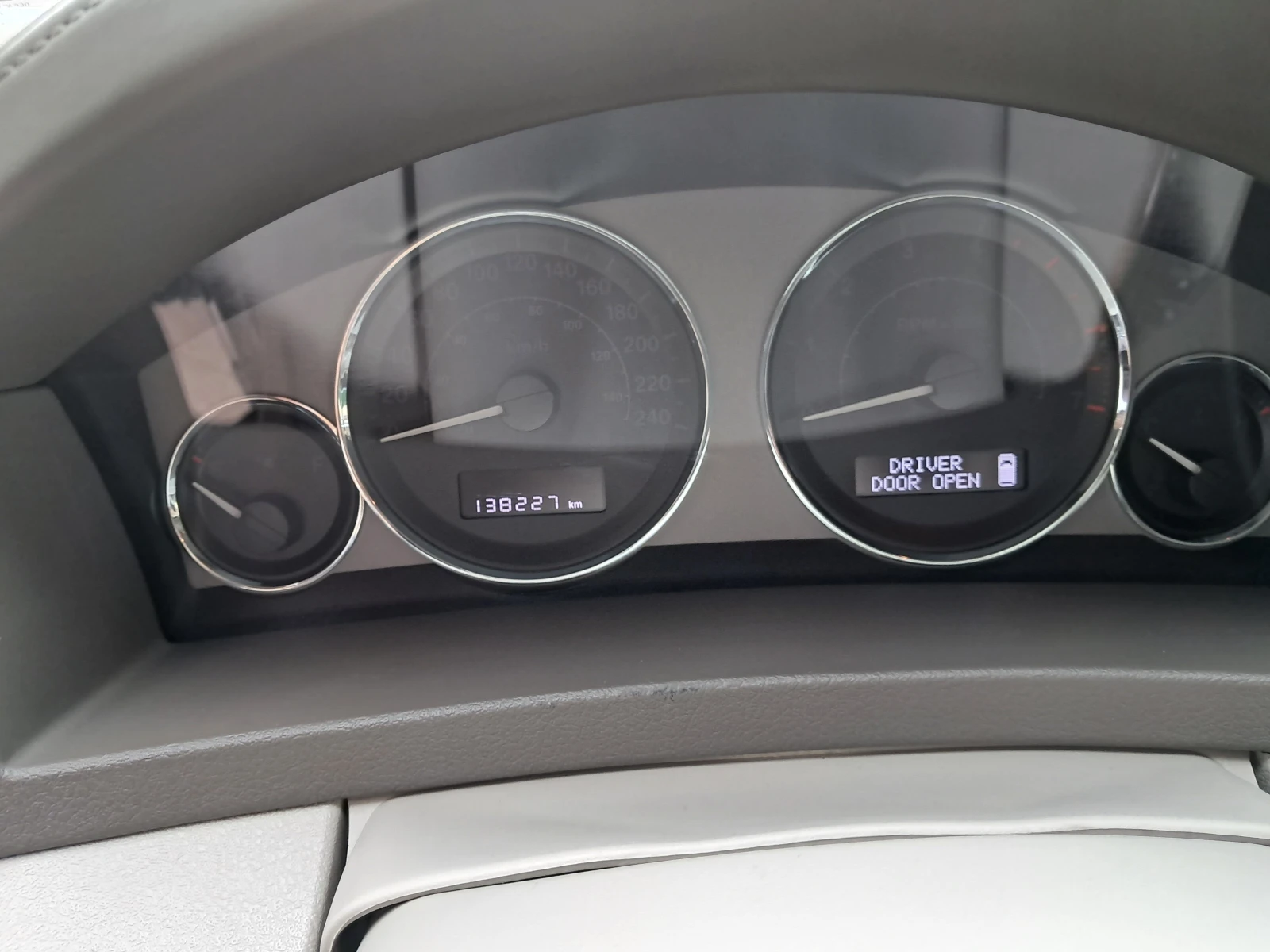 Jeep Grand cherokee LIMITED-137000 км.FACELIFT, снимка 14 - Автомобили и джипове - 53512452