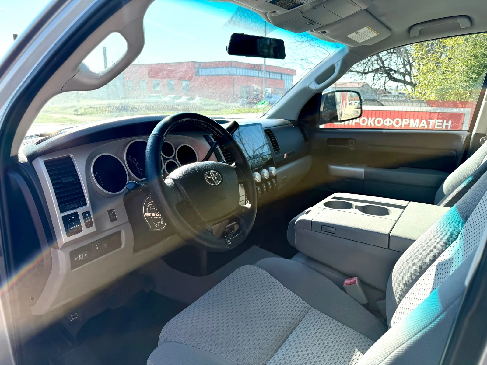 Toyota Tundra 5, 7 V8 4x4 ��� | Mobile.bg � ����������� 12