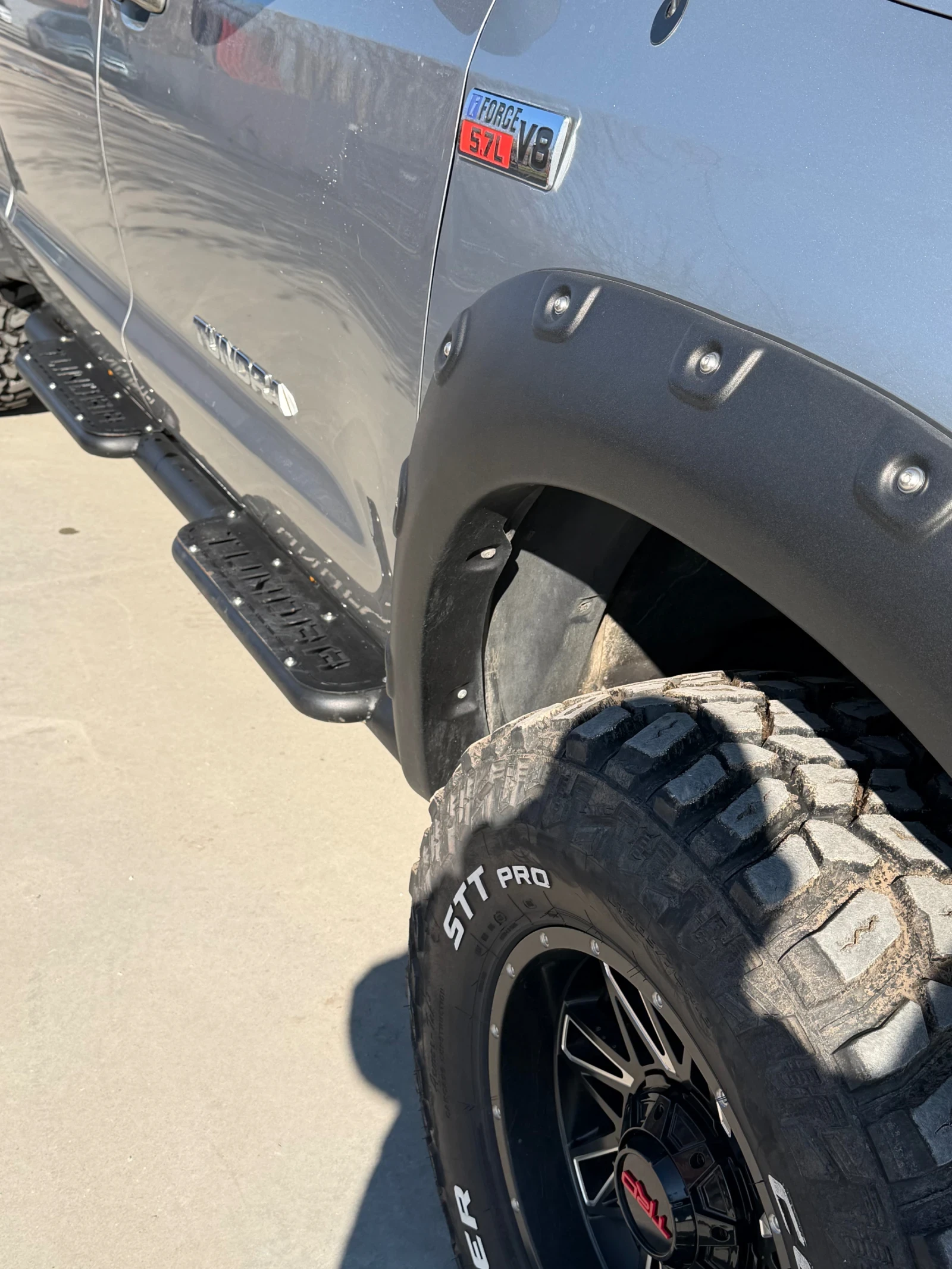 Toyota Tundra 5, 7 V8 4x4 ��� | Mobile.bg � ����������� 9